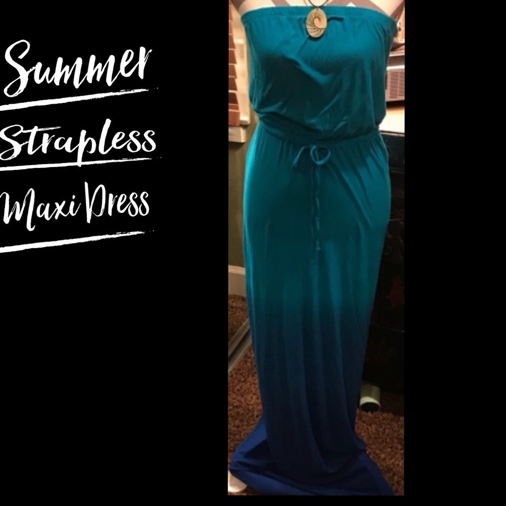 Only $5 Dollars when Bundled!!!! 👻✅ 👗💋🎉 Beautiful Strapless blue ombré dress - Picture 5 of 6